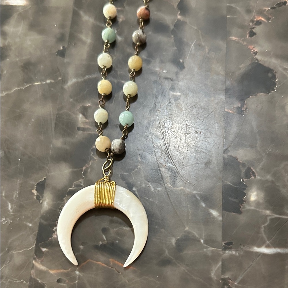 R & R Crescent Necklace! - Picture 13 of 15